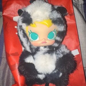 Popmart have a good run MOLLY!!